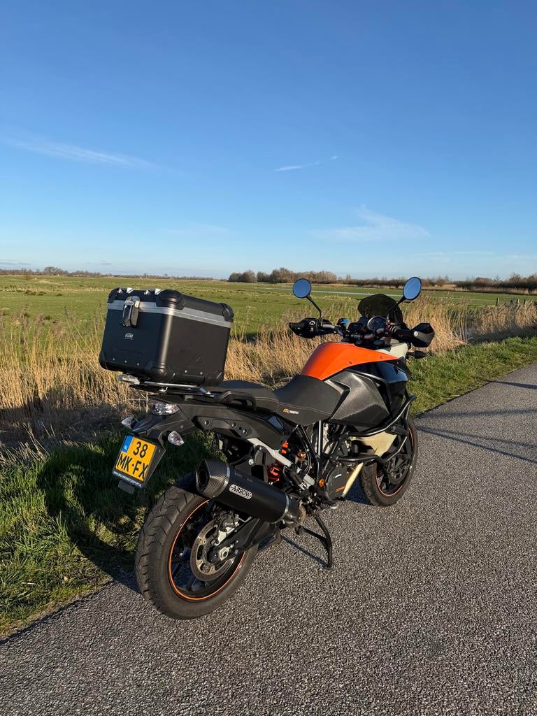 KTM 1050 Adventure Touratech topkoffer / Arrow (BJ 2015), 2 cilinders, Motorrijbewijs A, Particulier, 1050 cc