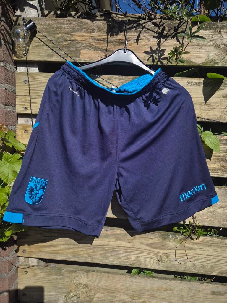 Vitesse Macron sportbroek - Blauw - Maat M, Kleding | Heren, Ophalen of Verzenden, Macron, Voetbal, Gedragen