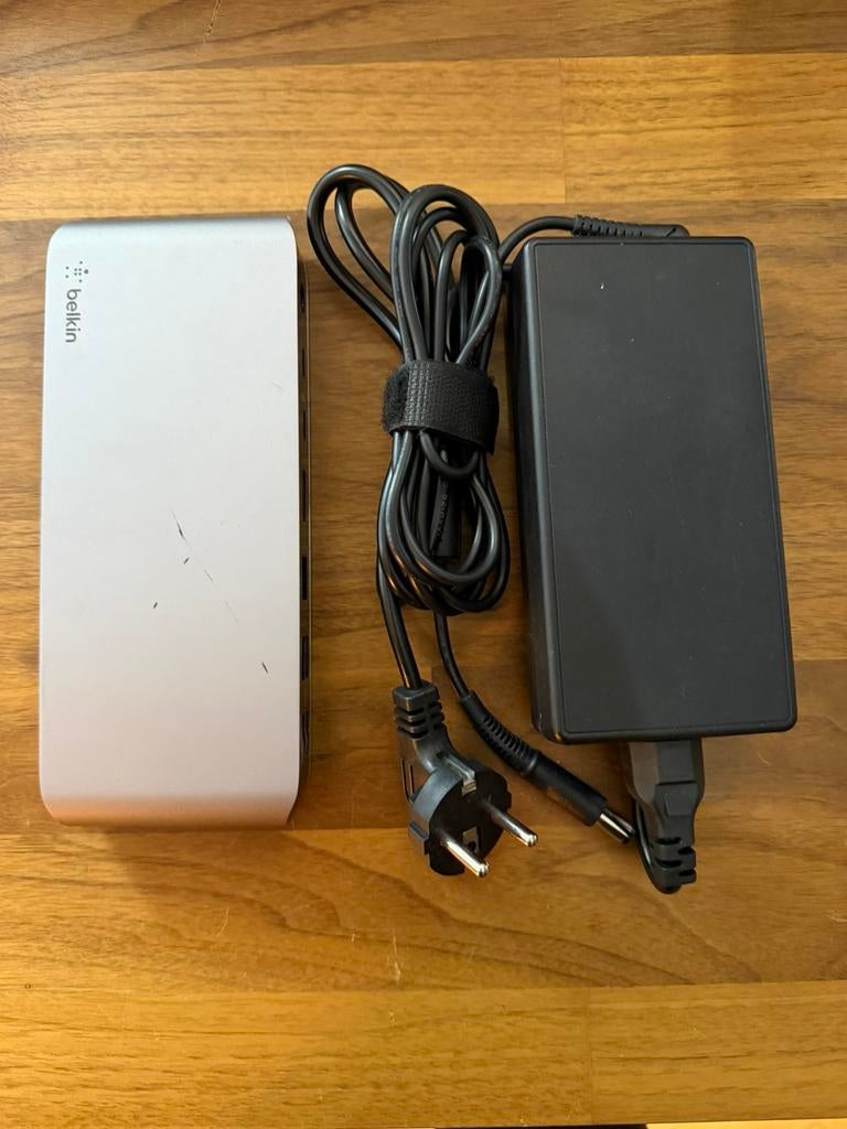 Belkin Thunderbolt 3 Dock Pro, Belkin, Ophalen of Verzenden, Zo goed als nieuw, Docking station
