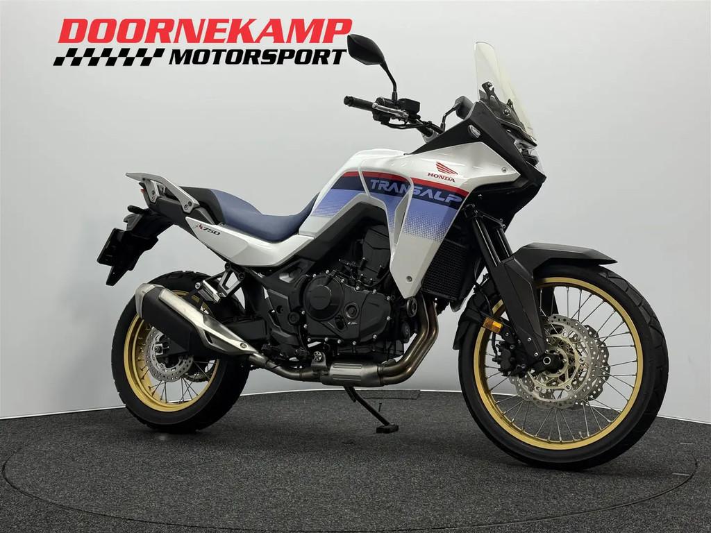 Honda XL 750 TRANSALP € 11.450,00, Motoren, Motoren | Honda, Bedrijf, Meer dan 35 kW, Toermotor, Traction Control