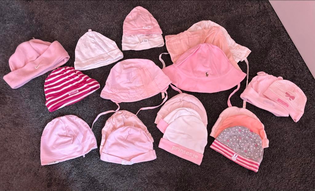 Pakket baby mutsjes en hoedjes meisje roze, Kinderen en Baby's, Babykleding | Mutsen, Sjaals en Wanten, Ophalen of Verzenden, Gebruikt