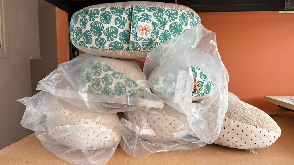 Zes nieuwe CUY meditatiekussens, Ophalen, Zo goed als nieuw, Overig