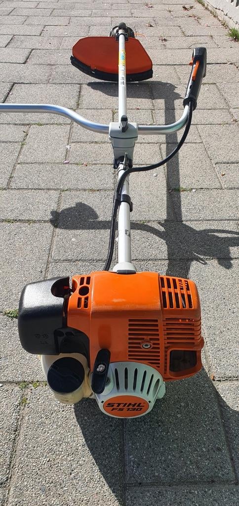 Stihl FS130R bosmaaier, Ophalen, Zo goed als nieuw, 10 tot 30 cm, Stihl
