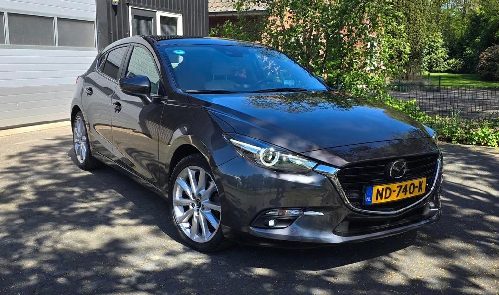 Mazda 3 2.0 Skyactiv-g   2017 BOSE voll leder, Auto's, Mazda, Particulier, ABS, Adaptieve lichten, Airbags, Airconditioning, Automatische klimaatregeling