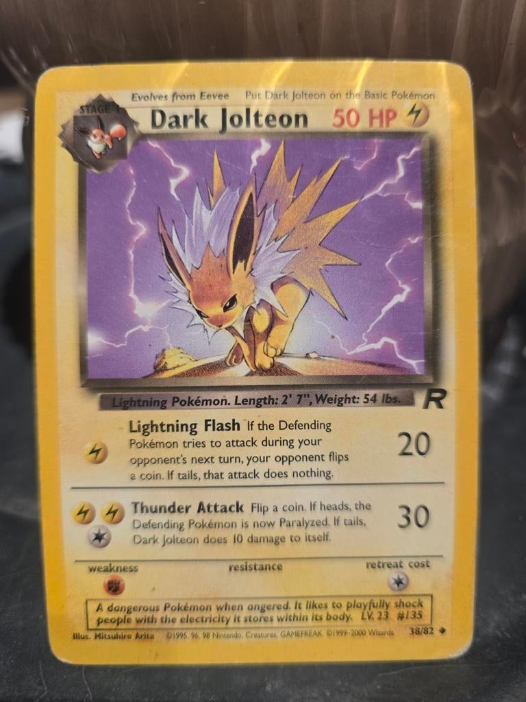 Dark Jolteon 38/82 Pokémon kaart, Ophalen of Verzenden