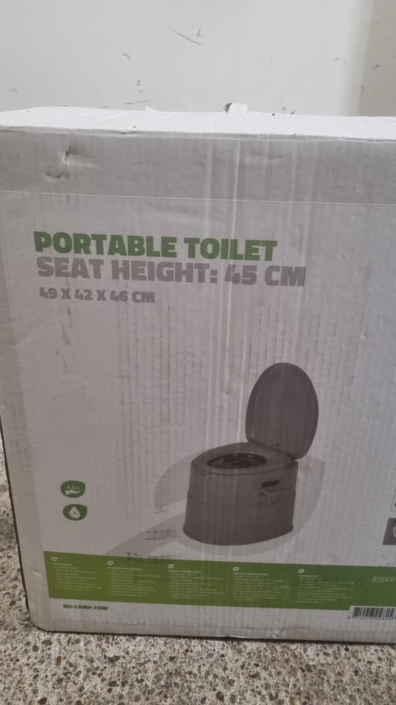 Portable toilet, Ophalen, Nieuw
