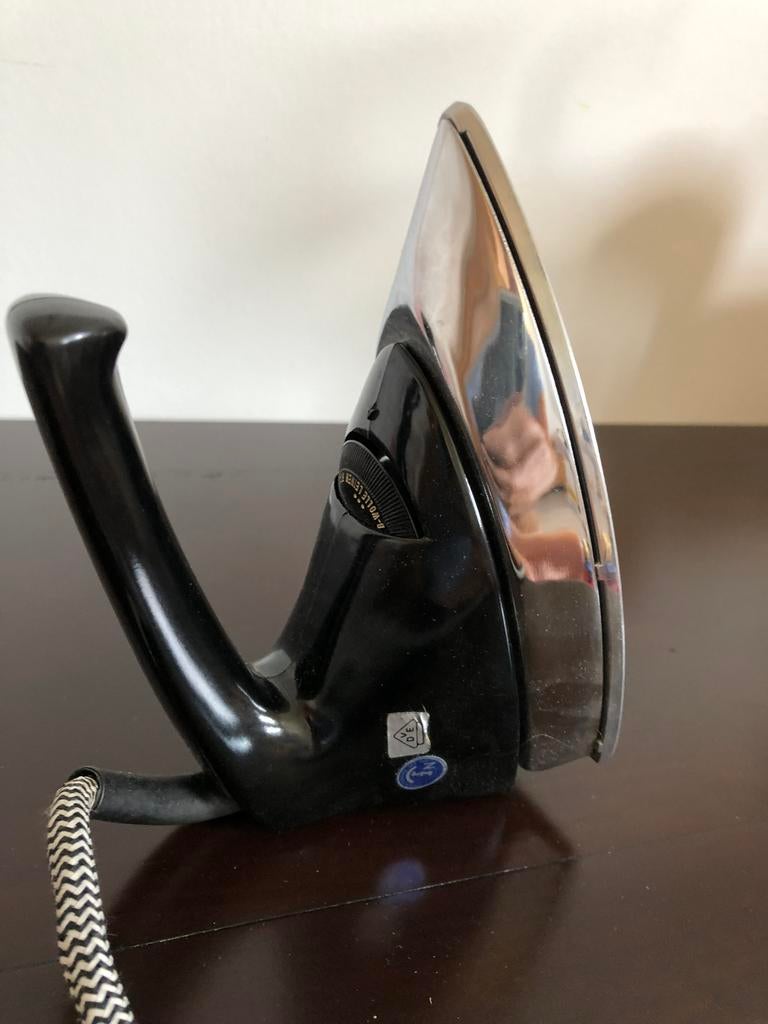 Reisstrijkijzer, Witgoed en Apparatuur, Strijkijzers en Strijkplanken, Ophalen of Verzenden, Zo goed als nieuw, Strijkijzer met snoer