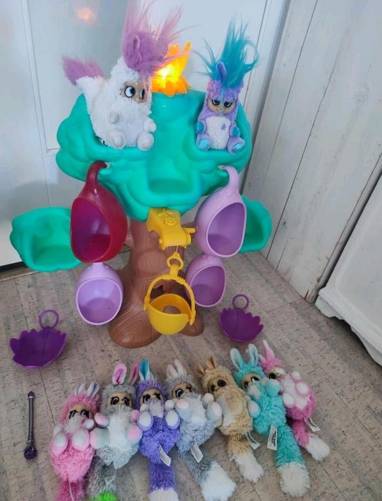 Bush Baby World : speelboom met 9 Bush Babies, Ophalen of Verzenden, Zo goed als nieuw, Poppenhuis