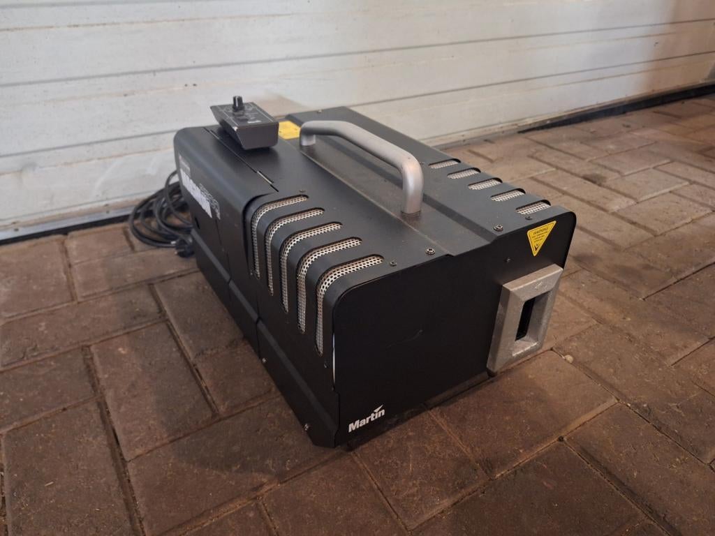 Martin JEM Magnum 2500 Hazer 900W incl DMX sturing., Muziek en Instrumenten, Licht en Laser, Ophalen, Zo goed als nieuw, Rookmachine