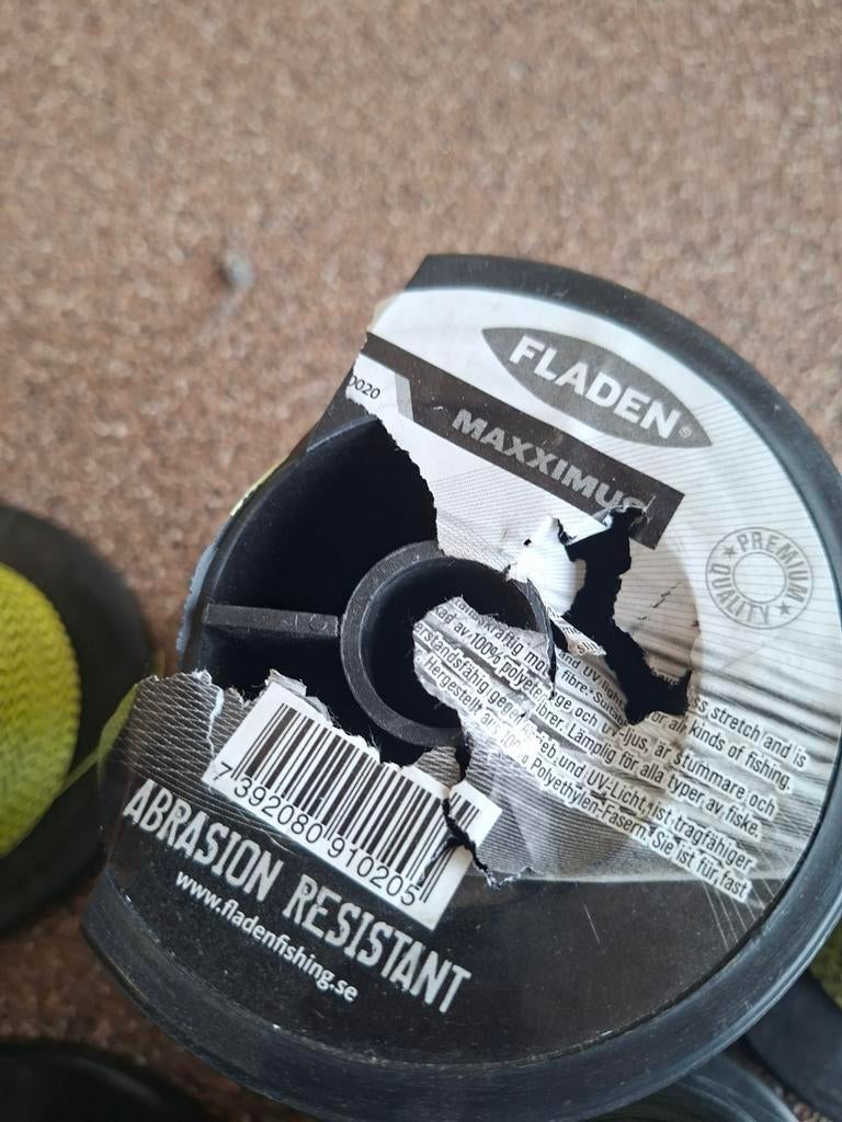 Diverse klossen gevlochten lijn, Nieuw, Ophalen of Verzenden, Vislijn, Berkley