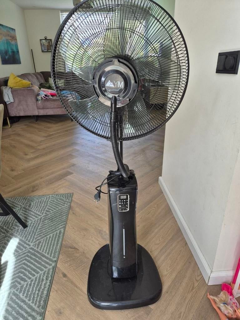 Statie ventilator met Mist functie, Ophalen