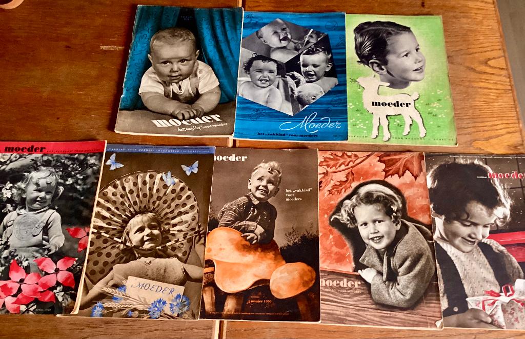 Maandblad Moeder 1950/1951, Nostalgie, vintage, mode enz, Boeken, Tijdschriften en Kranten, Ophalen, Gelezen, Damesbladen
