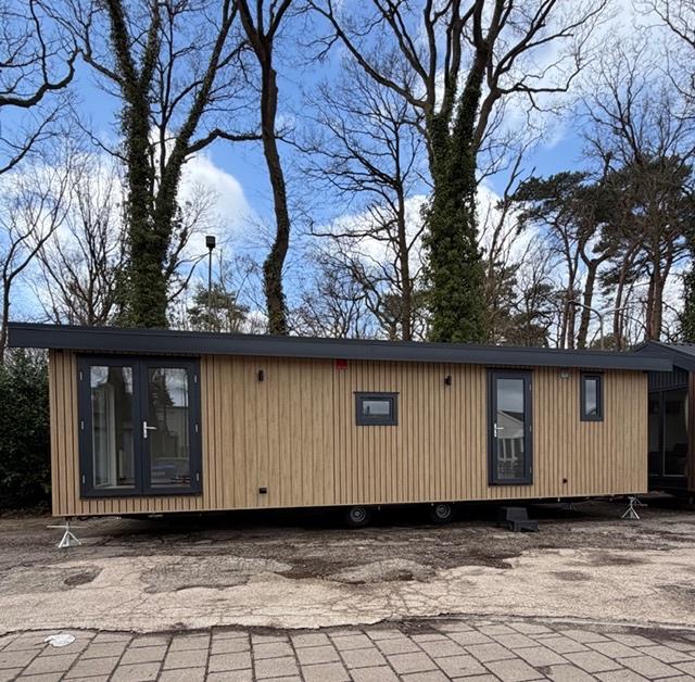 Chalet te koop : Capri 1050x400, Tot en met 4