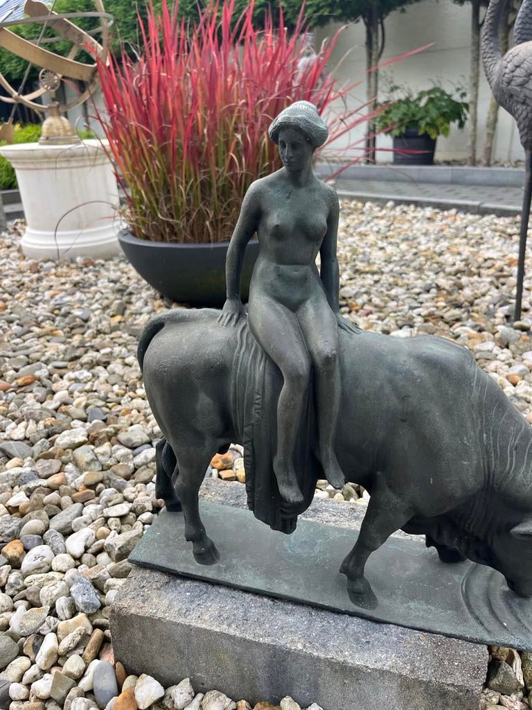 Uniek Bronzen Beeld: Zeus Stier met Vrouw - Tuinsieraad, Scène, Beeld, Bruin, 50 - 100 cm