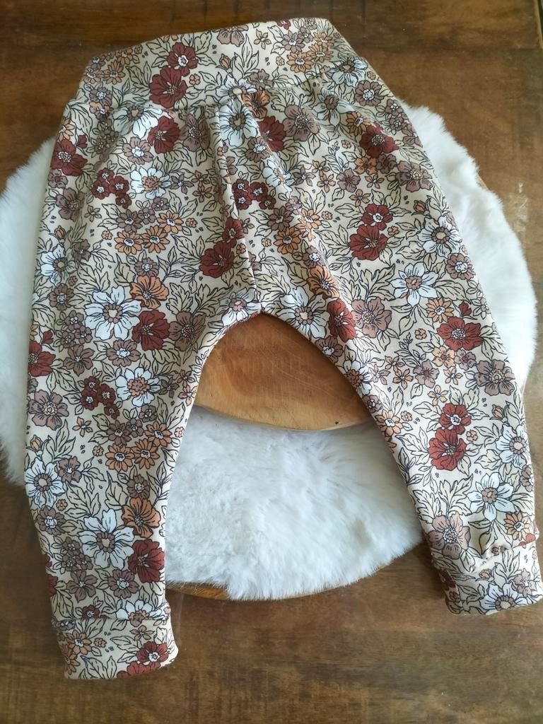 Nieuw handgemaakt • legging broekje 74/80, Kinderen en Baby's, Babykleding | Maat 74, Broekje, Meisje, Nieuw, Ophalen of Verzenden