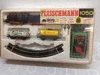 FLEISCHMANN SETJE  1050 LOKJE MET LICHT EN WAGONS TRAFO, Hobby en Vrije tijd, Gelijkstroom, Fleischmann, Ophalen of Verzenden