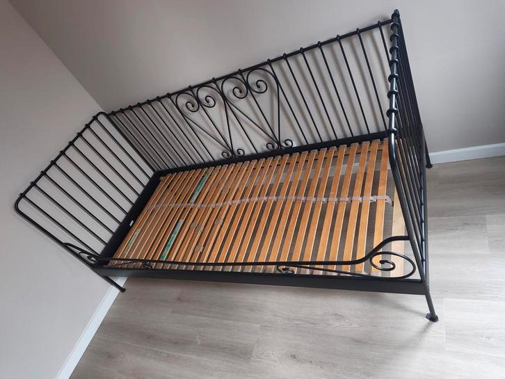 Ikea MELDAL eenpersoons bed 90x200 cm, Huis en Inrichting, Slaapkamer | Bedden, Gebruikt, Eenpersoons, 90 cm, 200 cm, Metaal, Zwart