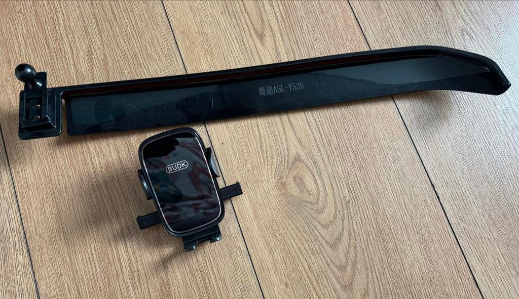 Nieuwe Gsm houder voor Audi - nieuw modellen zoals Q6 etc, Ophalen of Verzenden, Nieuw, Auto