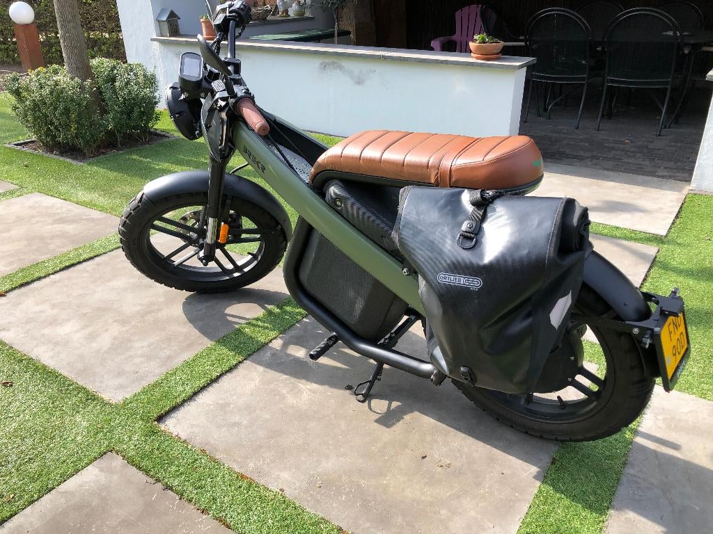 Brekr B4000 Electrische brommer, Ophalen, Zo goed als nieuw, 50 km per accu of meer, Overige merken