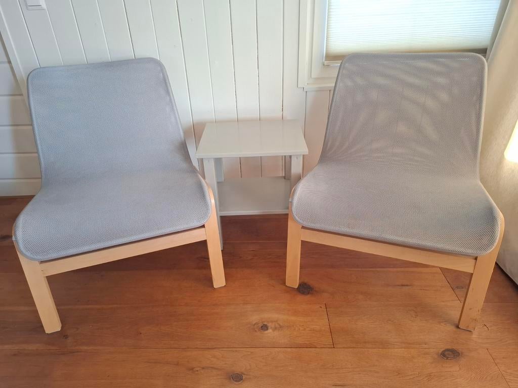 2x Ikea Nolmyra fauteuil zgan + gratis tafeltje, Huis en Inrichting, Fauteuils, Ophalen, Modern, Lounge, 75 tot 100 cm, Zo goed als nieuw