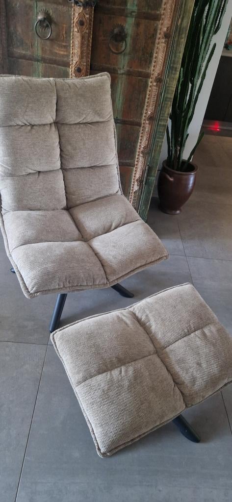 Draaifauteuil met voetenbank, Ophalen, Modern, Comfort, 75 tot 100 cm, Zo goed als nieuw