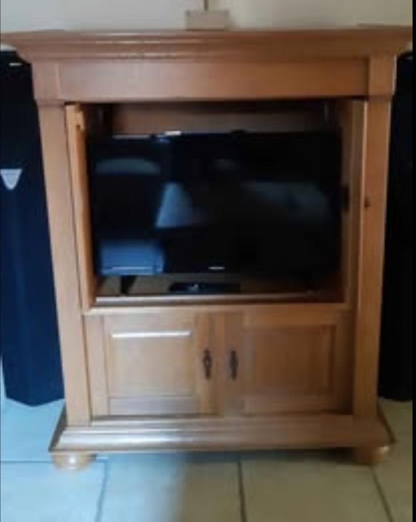 Houten TV-meubel met opbergruimte, Huis en Inrichting, Ophalen, Gebruikt, 50 tot 100 cm, 25 tot 50 cm