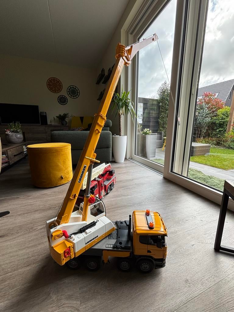 Bruder Voertuigen Set: Kraanwagen, Ladderwagen, Vrachtwagen, Ophalen of Verzenden, Gebruikt