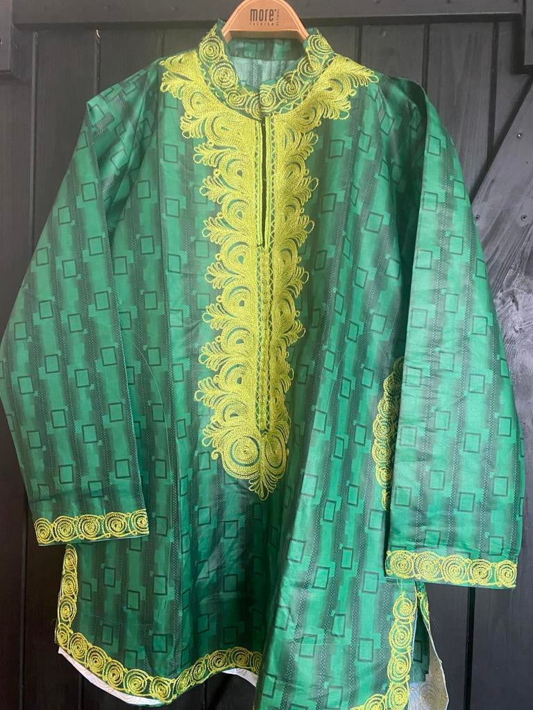 Afrikaans shirt / Carnavals shirt/ prinsen shirt XL, Kleding | Heren, Carnavalskleding en Feestkleding, Ophalen of Verzenden, Zo goed als nieuw
