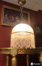 Duitse vintage hanglamp dikke glazen lampenkap, Gebruikt, Wit, Rond, Ophalen of Verzenden