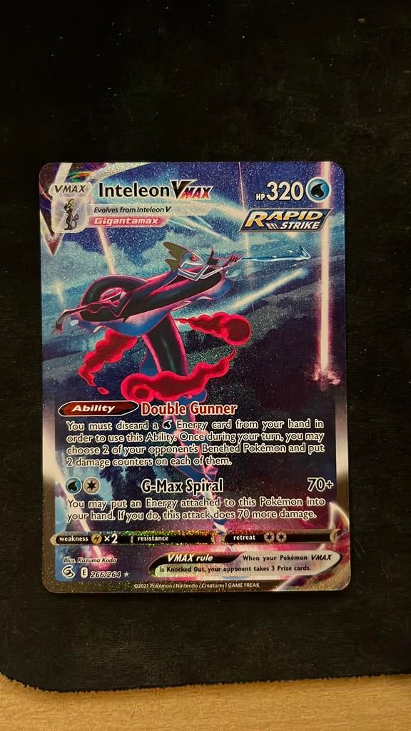 Inteleon VMAX Fusion Strike, Hobby en Vrije tijd, Verzamelkaartspellen | Pokémon, Ophalen of Verzenden, Zo goed als nieuw