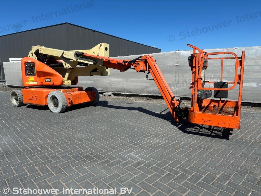 JLG E400 AJPN knik-telescoop hoogwerker E400 AJPN, JLG EMEA B, Info@jlg.com, Galvanistraat 7
6716 AE  Ede, NL