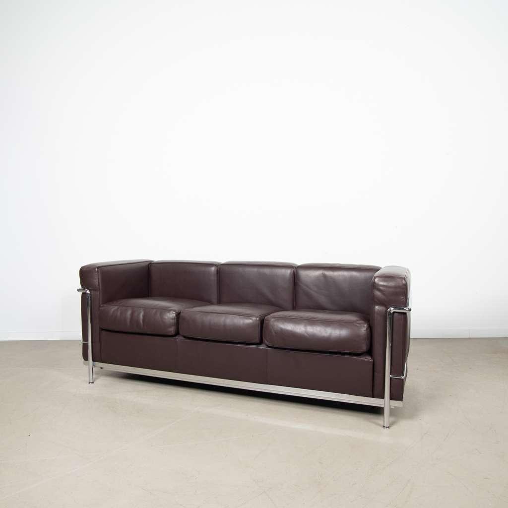 1x Cassina LC2 Bank 3-Zits Donkerbruin Leer, Niet ingevuld, Minder dan 75 cm, 150 tot 200 cm, Niet ingevuld