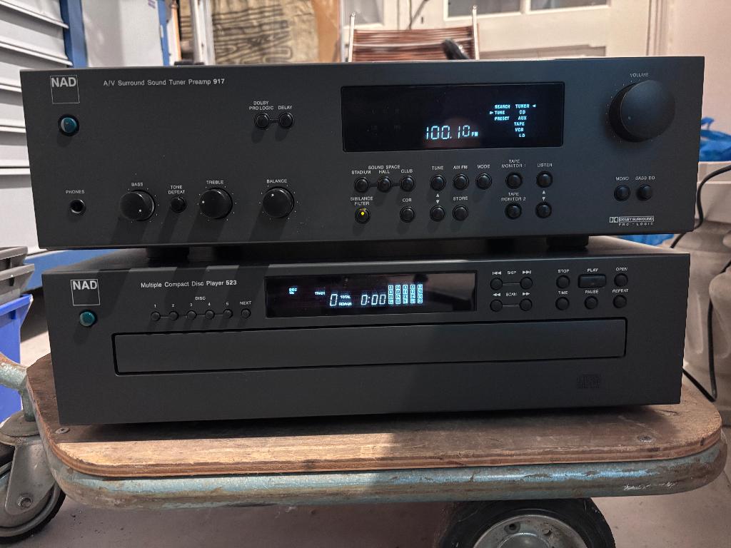 NAD A/V Surround Sound 917 en CD Speler Set 523, Ophalen, Zo goed als nieuw, Overige merken