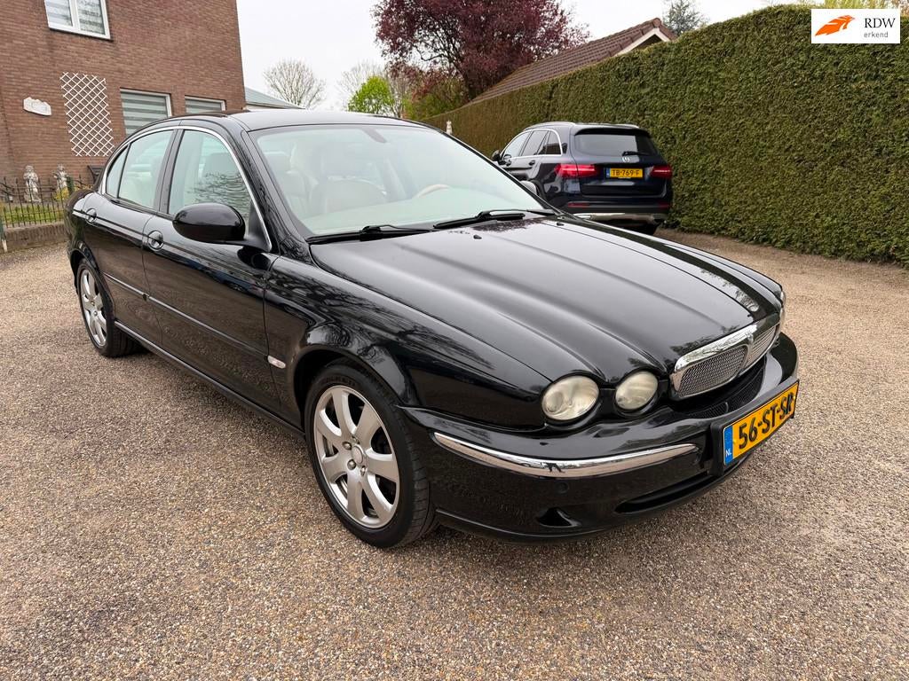 Jaguar X-type 3.0 V6 Executive, Auto's, Jaguar, Gebruikt, Parkeersensor, Zwart, Bedrijf