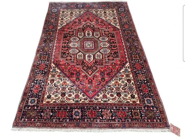 Handgeknoopt Perzisch wol Goltogh tapijt medallion 105x153cm, Huis en Inrichting, Stoffering | Tapijten en Kleden, Zo goed als nieuw