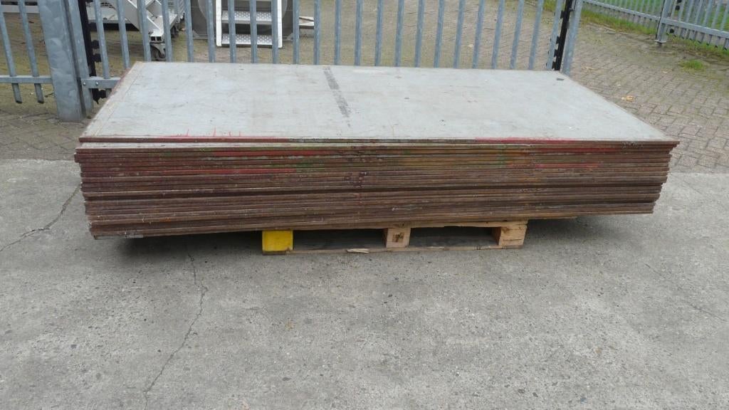 Vloerdelen 2500x1220x18mm 20 stuks als 1 partij te koop, Ophalen, 30 cm of meer, Gebruikt, Overige typen