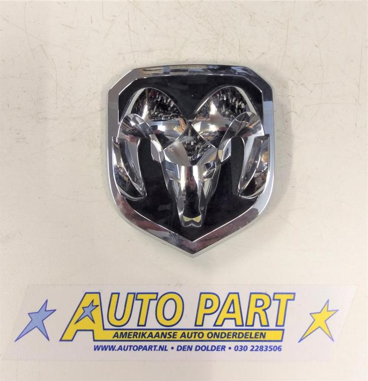 Dodge Ram grille embleem 2013-2018, Auto-onderdelen, Carrosserie en Plaatwerk, Amerikaanse onderdelen, Dodge, Gebruikt, Ophalen of Verzenden