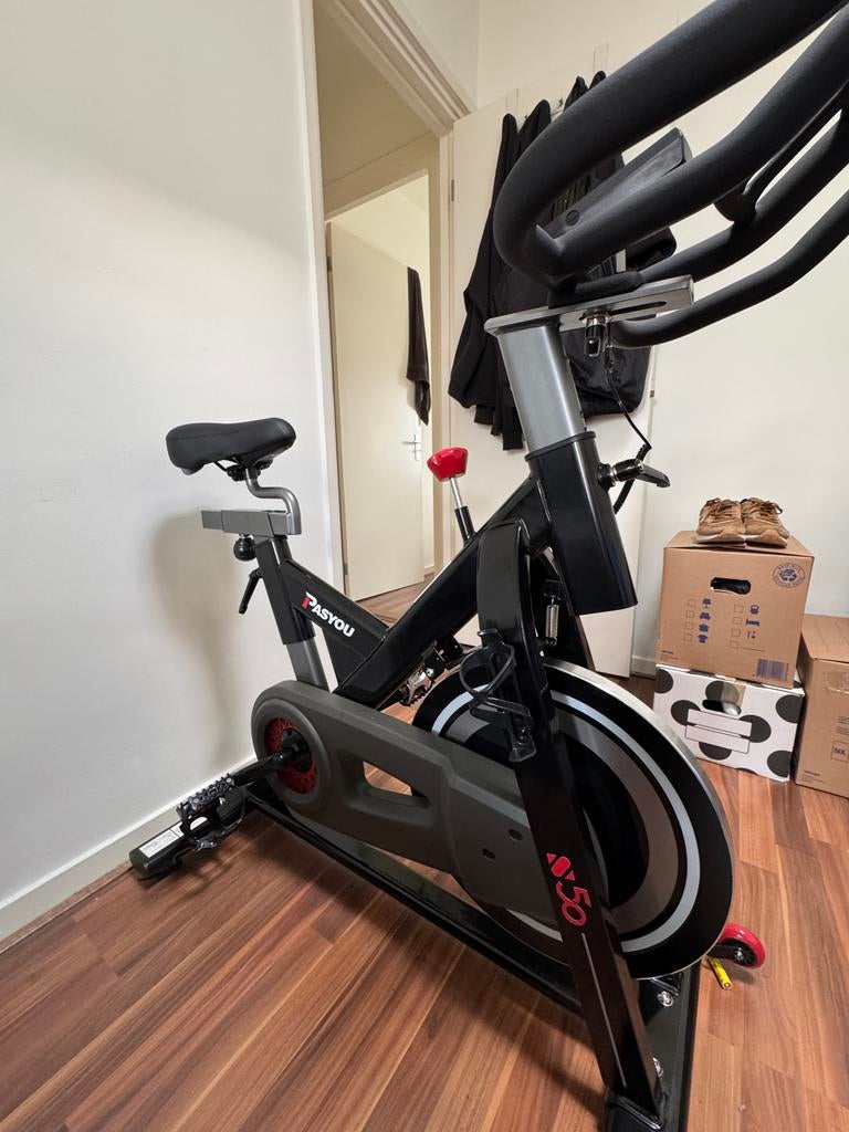 PASYOU S50 Indoor Cycling Bike - Hometrainer - Fietstrainer, Sport en Fitness, Fitnessmaterialen, Ophalen, Zo goed als nieuw, Benen