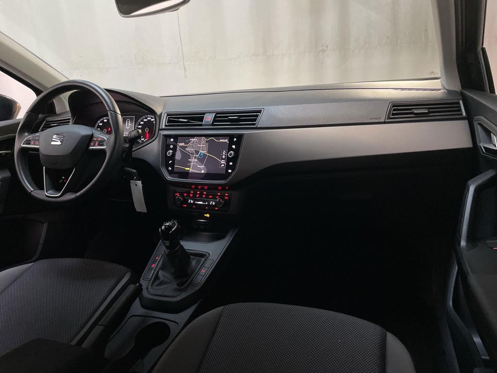 Seat Ibiza 1.0 TSI Style Business Intense Camera Navigatie C, Voorwielaandrijving, Stof, 95 pk, Met garantie (alle)