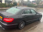 Mercedes-Benz E-Klasse 2.1 CDI E200 Sedan AUT 2009 Zwart, Auto's, Automaat, Beige, 4 cilinders, Zwart