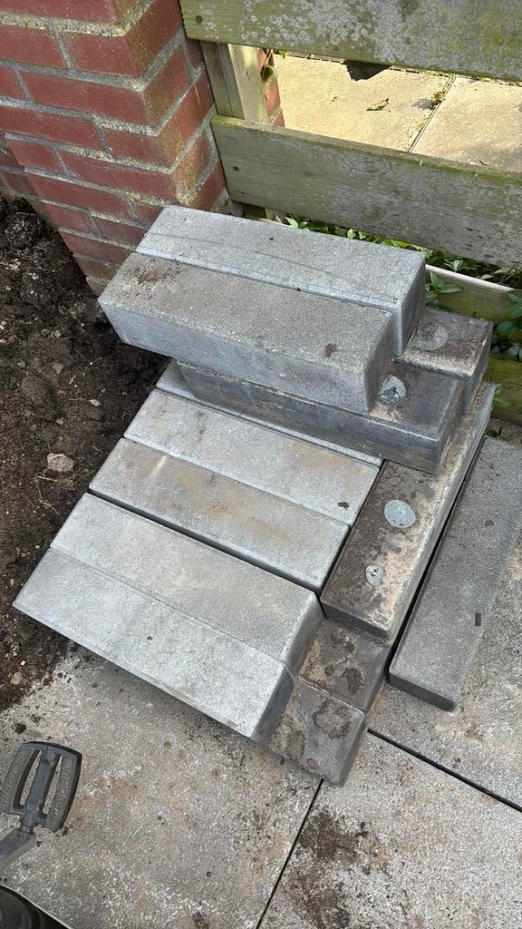 Stapelblokken, Tuin en Terras, Bielzen en Borders, Ophalen, Zo goed als nieuw, Minder dan 100 cm, Minder dan 25 cm