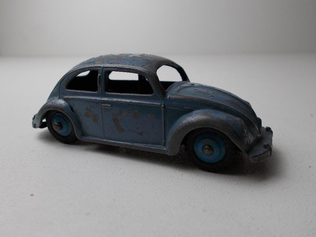 1962 Dinky Toys 181 VOLKSWAGEN KEVER/BEETLE (RAF BLUE) -B-