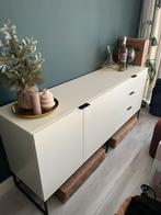 Dressoir kast wit met zwart metalen poten en handvatten, Ophalen, Gebruikt, 150 tot 200 cm, Metaal