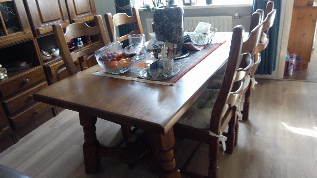 Massief eiken eethoek: Grote tafel + 4 sterke stoelen 173x90, Huis en Inrichting, Ophalen, Gebruikt, Retro, vintage, klasiek, oud hollands