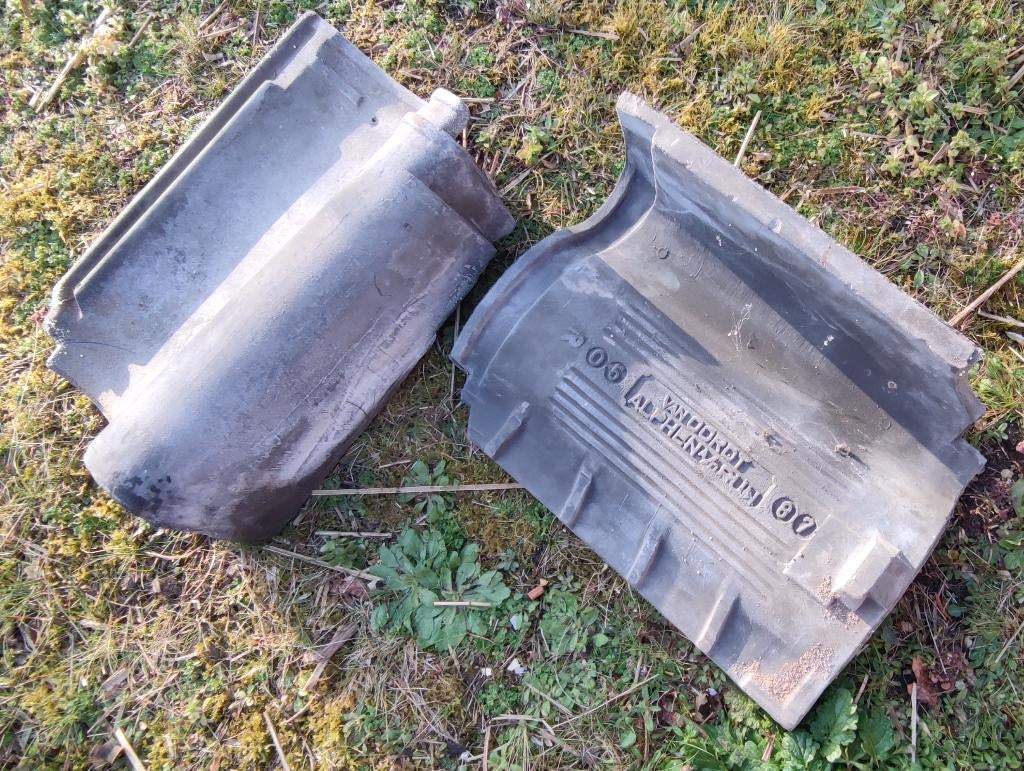 kantpan, dakpan, pan voor vogels, Ophalen, Steen of Klei, Minder dan 5 m², Dakpannen