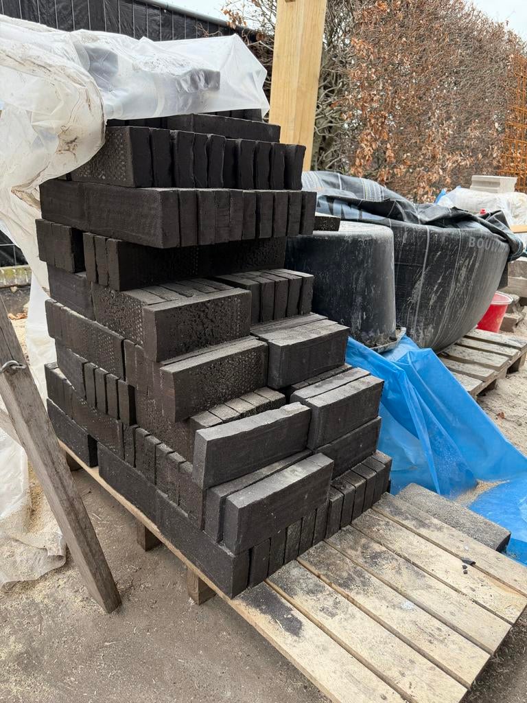 Halve pallet zwarte baksteen, hilversums formaat, Ophalen, Nieuw, Bakstenen