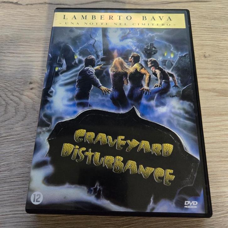 Graveyard Disturbance (4 HALEN = 3 BETALEN), Cd's en Dvd's, Dvd's | Horror, Zo goed als nieuw, Alle leeftijden, Ophalen of Verzenden