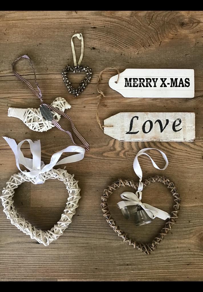 6 Stuks wanddecoratie rotan vogel, hart v bellen, 2 x bordje, Ophalen of Verzenden, Zo goed als nieuw