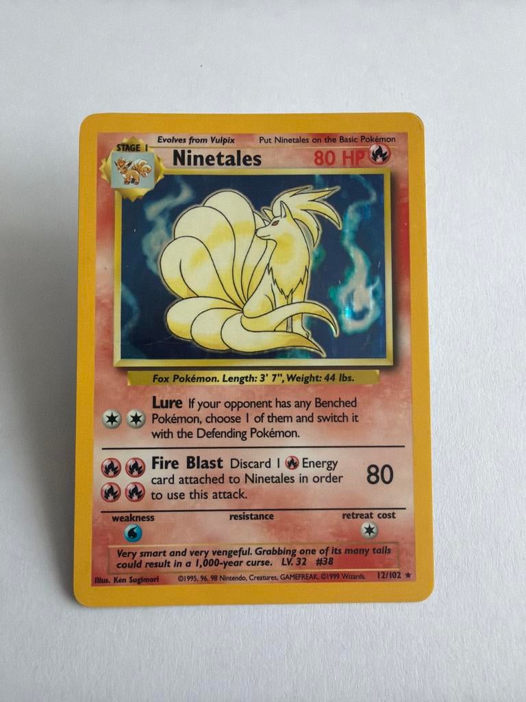 Ninetales 12/102 Pokémon kaart, Hobby en Vrije tijd, Verzamelkaartspellen | Pokémon, Ophalen of Verzenden, Gebruikt, Losse kaart