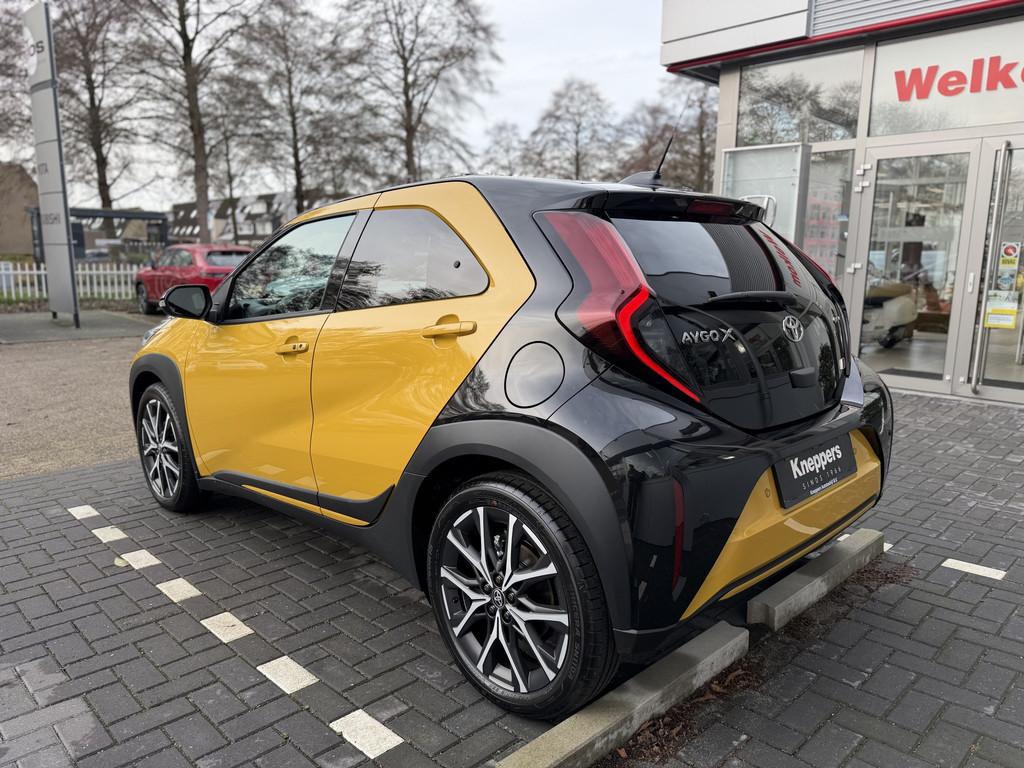 Toyota Aygo X Hybrid 115 GR Sport JBL Audiosysteem, Parkeers, 12 maanden, Gebruikt, Overige kleuren, 4 stoelen